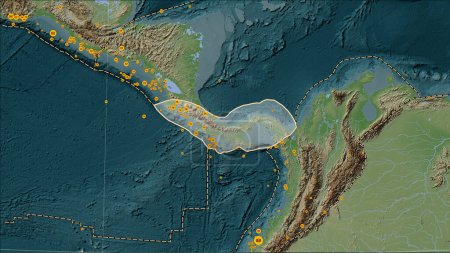 Téléchargez les photos : Limites des plaques tectoniques adjacentes à la plaque tectonique Panama sur la carte d'élévation de style Wiki dans la projection cylindrique (oblique) Patterson - en image libre de droit