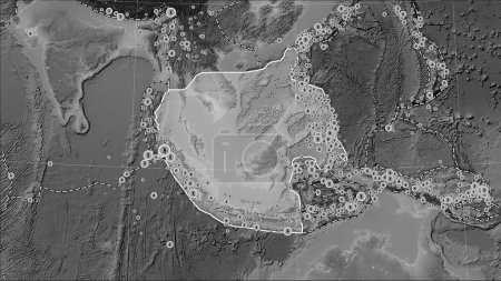 Téléchargez les photos : Emplacements des tremblements de terre à proximité de la plaque tectonique de la Sonde supérieure à 6,5 enregistrés depuis le début du XVIIe siècle sur la carte d'élévation en niveaux de gris dans la projection cylindrique (oblique) de Patterson - en image libre de droit