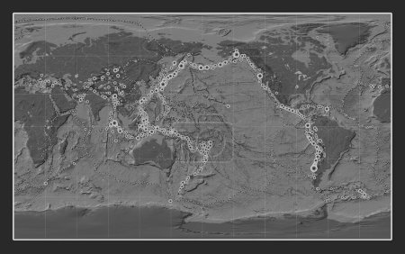 Foto de Ubicaciones de terremotos por encima de Richter 6.5 registradas desde principios del siglo XVII en el mapa de elevación de bileveles del mundo en la proyección Compact Miller centrada en la línea de fecha - Imagen libre de derechos