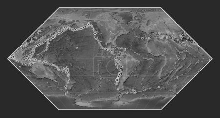 Foto de Ubicaciones de terremotos por encima de Richter 6.5 registradas desde principios del siglo XVII en el mapa de elevación a escala de grises del mundo en la proyección de Eckert I centrada en la longitud del meridiano 90 oeste - Imagen libre de derechos