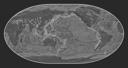 Foto de Ubicaciones de terremotos por encima de Richter 6.5 registradas desde principios del siglo XVII en el mapa de elevación de bileveles del mundo en la proyección Loximuthal centrada en la línea de fecha - Imagen libre de derechos
