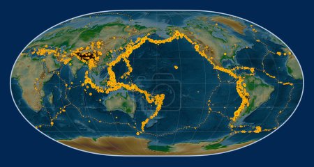 Téléchargez les photos : Lieux des tremblements de terre au-dessus de Richter 6.5 enregistrés depuis le début du 17ème siècle sur la carte de l'altitude physique mondiale dans la projection de Loximuthal centrée sur la ligne de date - en image libre de droit