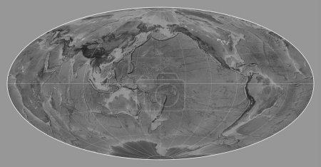 Téléchargez les photos : Carte en niveaux de gris du monde dans la projection d'Aitoff centrée sur la longitude du méridien 180 - en image libre de droit