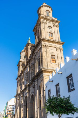 Foto de View of the Cathedral Basilica of Santa Ana in Las Palmas de Gran Canaria, Spain. High quality photo - Imagen libre de derechos