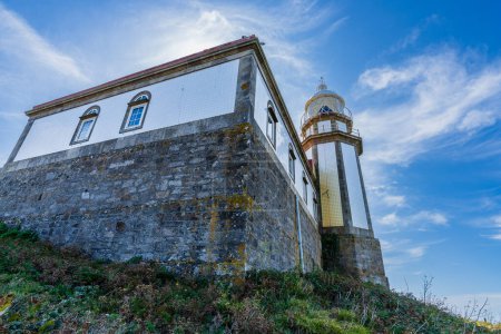 Foto de Faro Ons Island en la provincia de Pontevedra, en Galicia, España. Foto de alta calidad - Imagen libre de derechos
