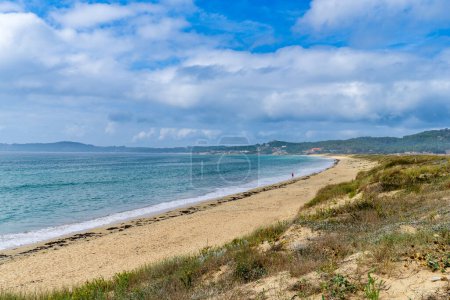Téléchargez les photos : Vue sur la vaste plage de La Lanzada, A Lanzada, à O Grove et Sanxenxo, Pontevedra, Galice. Photo de haute qualité - en image libre de droit