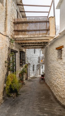 Capileira, hermoso pueblo de Alpujarra en Granada, Andalucía, España. Foto de alta calidad