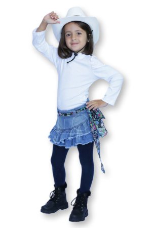 Téléchargez les photos : Enfant avec chapeau blanc et jeans avec fond blanc. - en image libre de droit