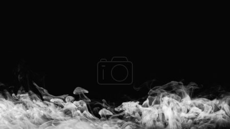 Foto de Fondo de vapor. Nube de niebla. Hielo seco. Ola de textura de humo blanco transparente desenfocada extendiéndose sobre espacio vacío abstracto negro oscuro. - Imagen libre de derechos