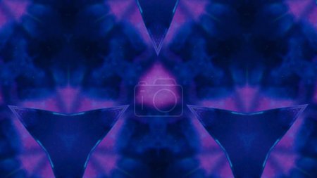 Téléchargez les photos : Contexte futuriste. Cyber fractale. Bleu violet couleur néon lueur ornement géométrique numérique sur l'illustration abstraite sombre avec espace de copie. - en image libre de droit