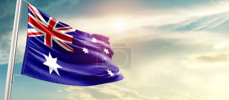 Téléchargez les photos : Australie agitant le drapeau dans un ciel magnifique. - en image libre de droit