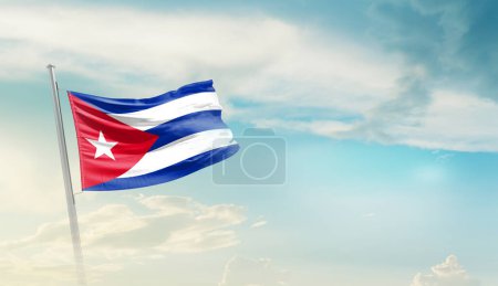 Téléchargez les photos : Cuba waving flag in beautiful sky. - en image libre de droit