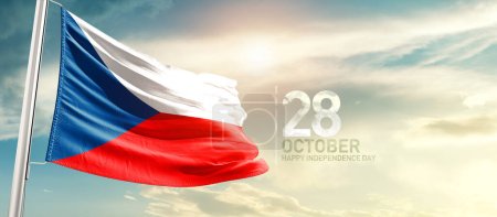 Foto de República Checa ondeando bandera en hermoso cielo con sol - Imagen libre de derechos