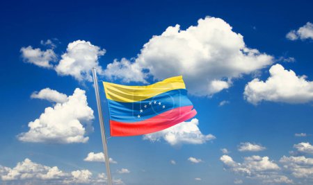 Foto de Venezuela ondeando bandera en hermoso cielo con nubes - Imagen libre de derechos
