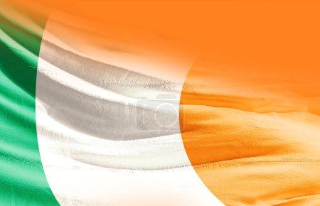 Foto de Irlanda ondeando bandera de cerca - Imagen libre de derechos
