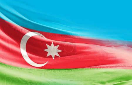 Téléchargez les photos : Le drapeau azerbaïdjanais approche - en image libre de droit