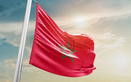 Foto de Morocco waving flag against sky - Imagen libre de derechos