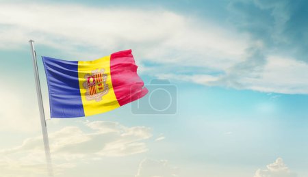 Téléchargez les photos : Andorre agitant le drapeau dans un ciel magnifique. - en image libre de droit