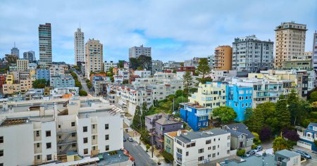 Téléchargez les photos : Image des gratte-ciel résidentiels aériens du centre-ville de San Francisco en Californie - en image libre de droit