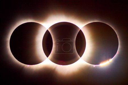 Triples phases de l'éclipse solaire se déroulant au-dessus de Spiceland, Indiana - De partielle à la totalité et l'émergence