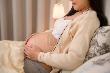 Porträt einer schönen Schwangeren, Fruchtbarkeitsbehandlung, IVF, zukünftiges Mutterschaftskonzept 