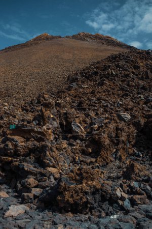 Foto de Hermoso desierto de piedra rocosa montaña - Imagen libre de derechos