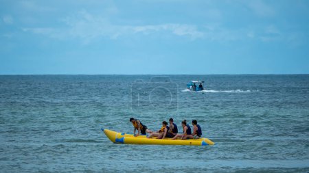 Téléchargez les photos : Tanjung Benoa, Bali - Indonésie 10-29-2022. Tanjung Benoa une station balinaise de vacances pour le sport et les loisirs. - en image libre de droit