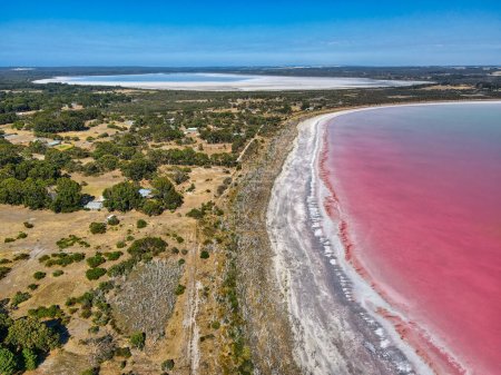 Lake Warden ist ein Salzsee in der Region Esperance in Westaustralien, der im Gegensatz zum rosafarbenen See, der nicht rosa war, rosa war..