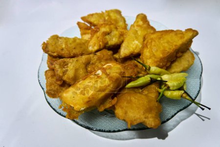 Fried fermented soybean cakes are useful for building and repairing damaged body cells