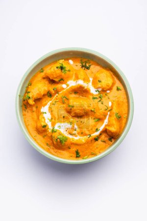 Foto de Sabrosa mantequilla de pollo al curry o Murg Makhanwala o plato de masala de la cocina india - Imagen libre de derechos