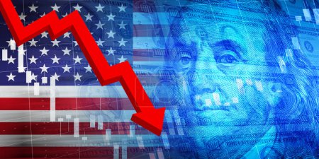 US-Wirtschaft. Flagge der USA mit Finanzkarte. Roter Pfeil, der neben Franklins Porträt nach unten zeigt. Wirtschaftskrise und Rezession. Hintergrundbild Finanzkonzept.