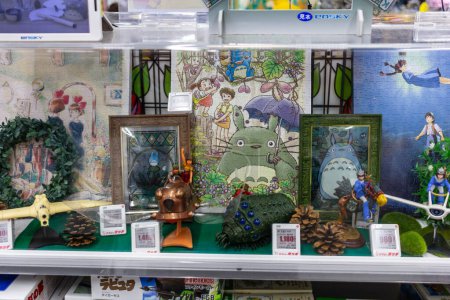 Téléchargez les photos : Tokyo, Japon, 26 Octobre 2023 : Studio Ghibli merchandise display at a Tokyo anime shop - en image libre de droit