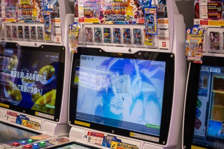 Foto de Tokio, Japón, 3 de noviembre de 2023: Arcade gaming machines in Tokyo - Imagen libre de derechos