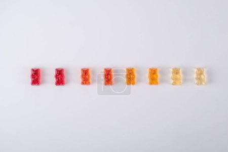 Téléchargez les photos : Jelly bears candy isolated on a white background. Jelly Bean. - en image libre de droit