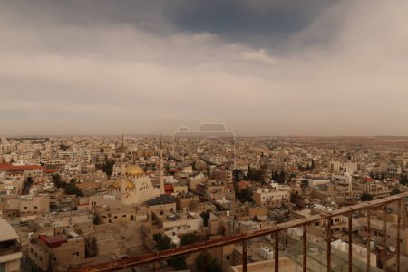 Téléchargez les photos : Scenic view, panorama from the bell tower of the St John the Baptist Church, Madaba, Jordan 2021 - en image libre de droit