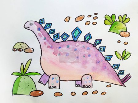 Foto de Un tipo de estegosaurio dibujado por un niño. Dibujo infantil de un estegosaurio. Lindo dibujo a mano ilustración de estegosaurio de color. Dibujos animados dinosaurio plano - Imagen libre de derechos