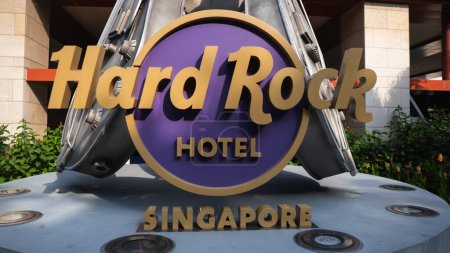 Téléchargez les photos : SINGAPOUR - 12 OCT, 2016 : Hard Rock Hotel Sentosa.. Photo de haute qualité - en image libre de droit