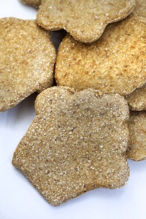 home made dog treats with diatomaceous earth for health benefits, de worming and parasite control.