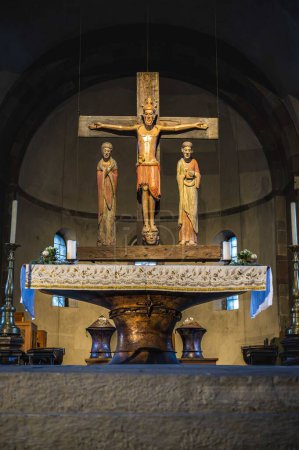 Foto de Interior de la antigua iglesia en San Candido, Italia - Imagen libre de derechos