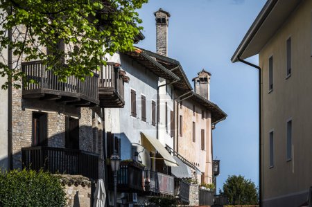 Foto de Una visión de la ciudad de Valvasone en Friuli-Venezia Giulia, Italia - Imagen libre de derechos