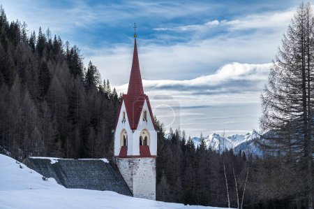 Foto de Iglesia de Santo Spirito en la Val Aurina - Imagen libre de derechos