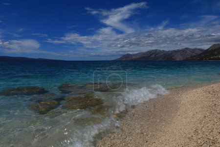 Foto de Laguna Azul en Croacia Costa Adriática Brel - Imagen libre de derechos