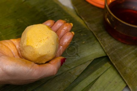 Mais-Teigkugel zur Zubereitung von Hallaca oder Tamale