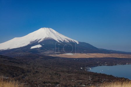Téléchargez les photos : Mt. Fuji et le lac Yamanaka (vue depuis Mt. Myojin) - en image libre de droit