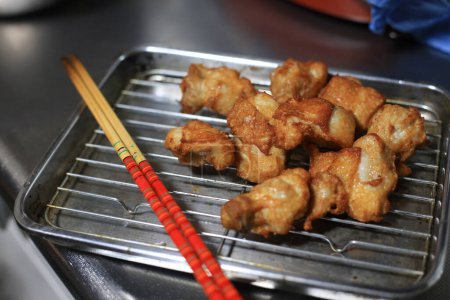 Téléchargez les photos : Comment faire du poulet frit - en image libre de droit