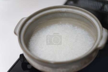 How to make porridge in a clay pot