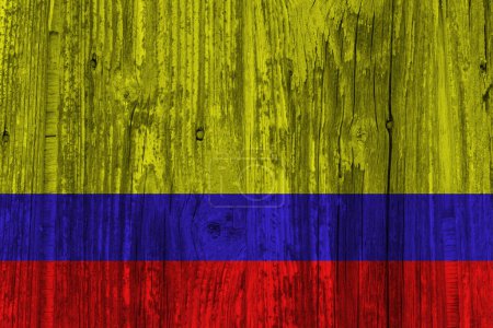 Foto de Bandera de Colombia sobre fondo grunge de madera - Imagen libre de derechos