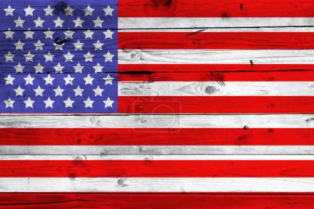 Foto de Bandera de Estados Unidos sobre fondo grunge madera - Imagen libre de derechos