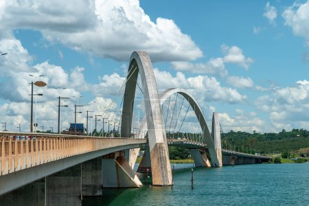 Foto de Brasilia, Brasil - 28 de febrero de 2022: Ponte Juscelino Kubitschek. - Imagen libre de derechos