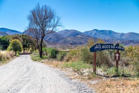 Téléchargez les photos : La célèbre route 40 dans les Andes argentines d'Amérique du Sud. - en image libre de droit